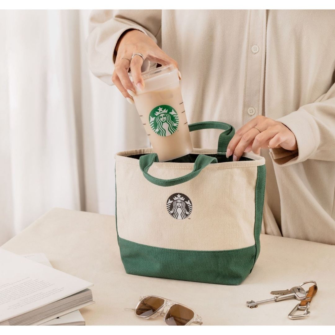 Starbucks Coffee(スターバックスコーヒー)のスターバックス　ドリンクバッグ　トートバッグ　海外限定　ラスト1点 レディースのバッグ(トートバッグ)の商品写真