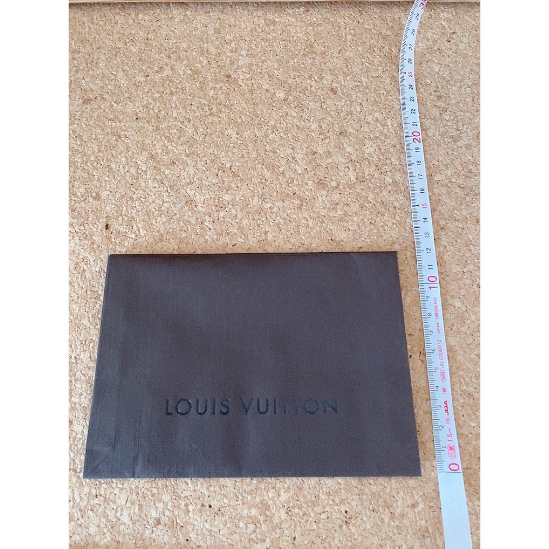 LOUIS VUITTON(ルイヴィトン)のルイヴィトン 紙袋 リメイクなどに 匿名配送 レディースのバッグ(ショップ袋)の商品写真