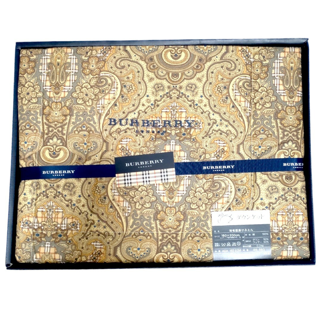 BURBERRY(バーバリー)の❀新品未使用品❀　BURBERRY バーバリー  ダウンケット　羽毛肌掛けふとん インテリア/住まい/日用品の寝具(布団)の商品写真