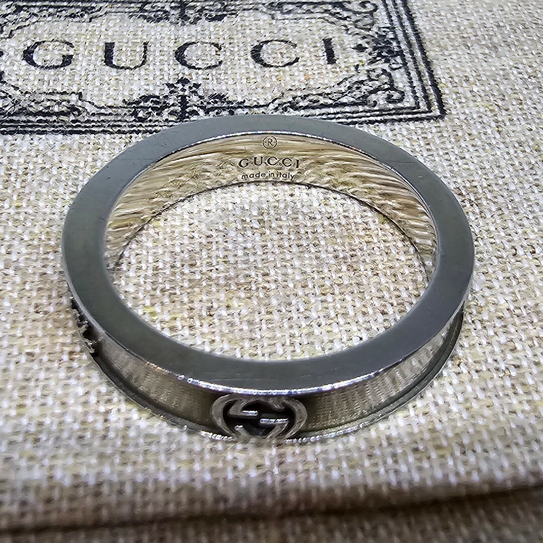 Gucci(グッチ)の【超レア廃盤美品】GUCCI 筆記体 ヴィンテージ  トレードマーク リング メンズのアクセサリー(リング(指輪))の商品写真