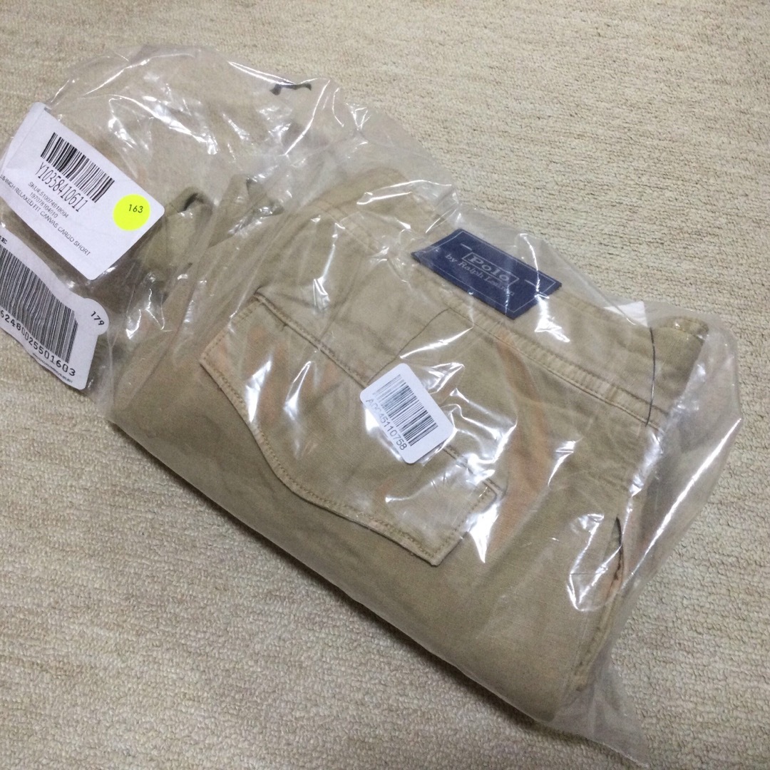 POLO RALPH LAUREN(ポロラルフローレン)のポロ　ラルフローレン　日本未入荷　リラックスフィットキャンバスカーゴショーツ メンズのパンツ(ショートパンツ)の商品写真