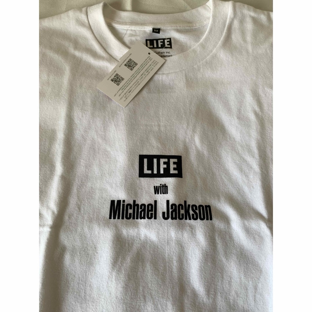 マイケルジャクソン×LIFE誌 Tシャツ 新品 サイズM 白 タグ付き レディースのトップス(Tシャツ(半袖/袖なし))の商品写真