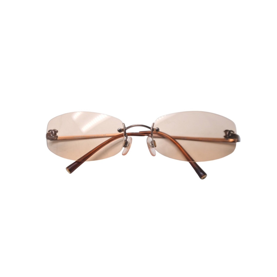 CHANEL - 極美品 CHANEL シャネル リムレスサングラス 4002 c.116/75 CHANEL - 極美品 CHANEL シャネル リムレスサングラス 4002 c.116/75