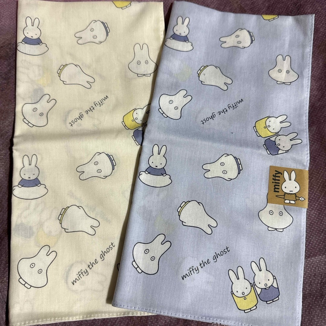 miffy(ミッフィー)の新品♡未使用★ミッフィー色違いハンカチ2枚セット レディースのファッション小物(ハンカチ)の商品写真