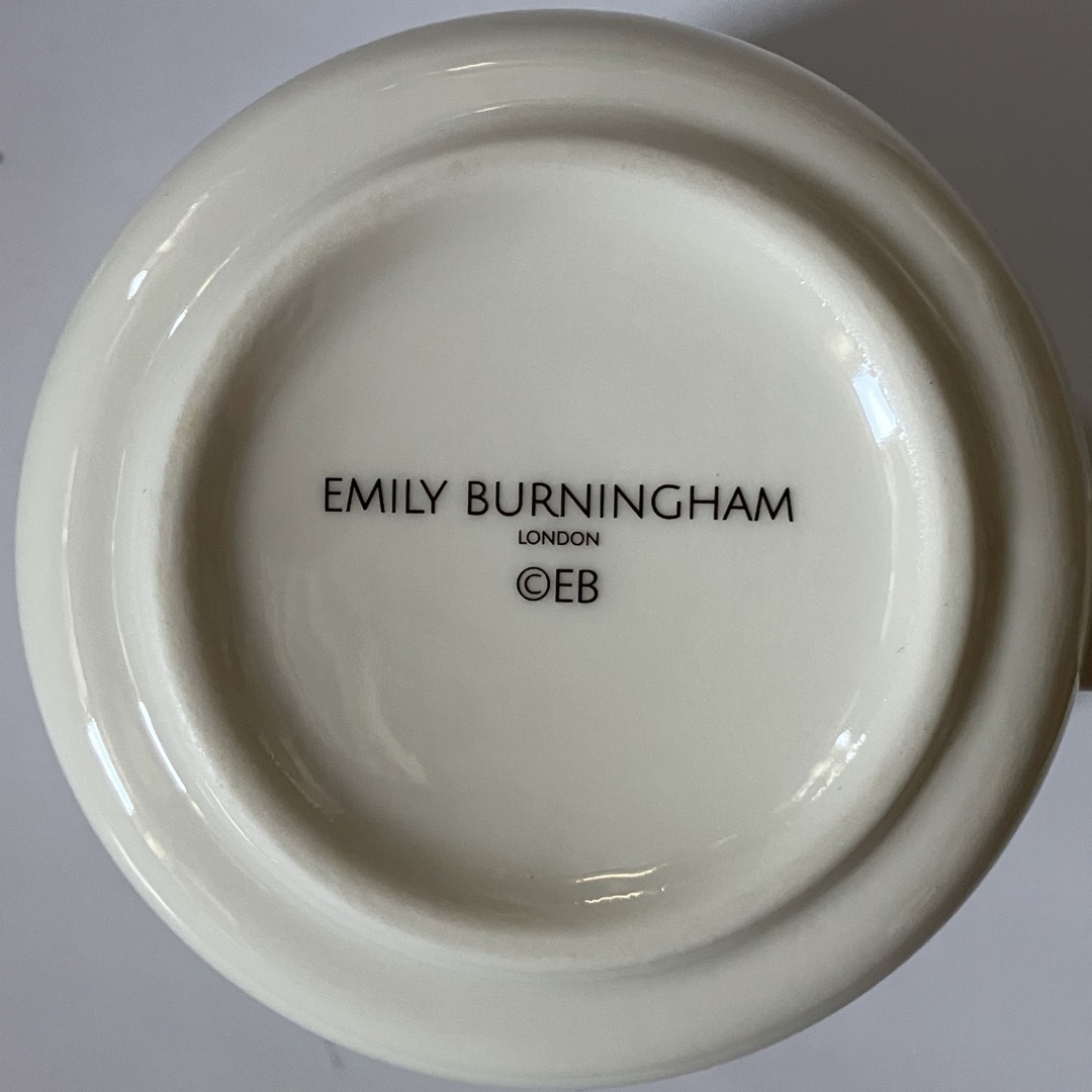 新品未使用 EMILY BURNINGHAM 陶器製 蓋付きマグカップ インテリア/住まい/日用品のキッチン/食器(食器)の商品写真