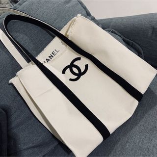 シャネル(CHANEL)のシャネル　トートバッグ　新品未使用　ノベルティ(トートバッグ)