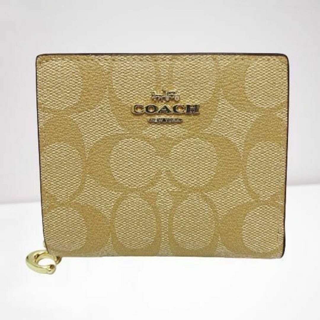 COACH(コーチ)のCOACH 二つ折り財布　コンパクト　ライトカーキ　ピンク C3309 レディースのファッション小物(財布)の商品写真