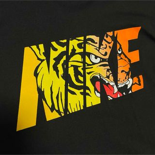 NIKE Tiger LOGOTシャツ