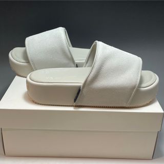 ワイスリー(Y-3)のY-3 SLIDE スライド SANDAL サンダル 白 27.5cm(サンダル)