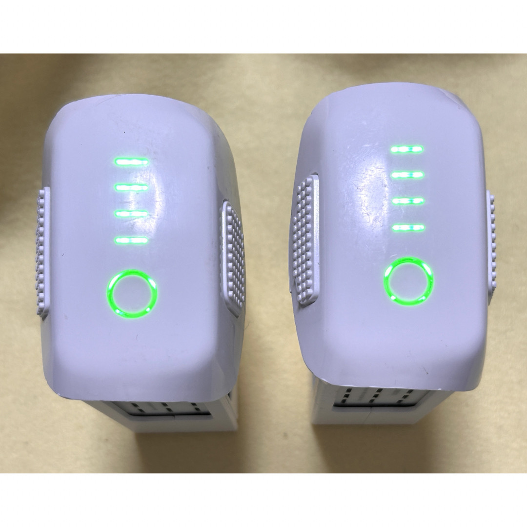 DJI Phantom4用 純正品 PH4-5870mAh-15.2V x2個 スマホ/家電/カメラの生活家電(その他)の商品写真