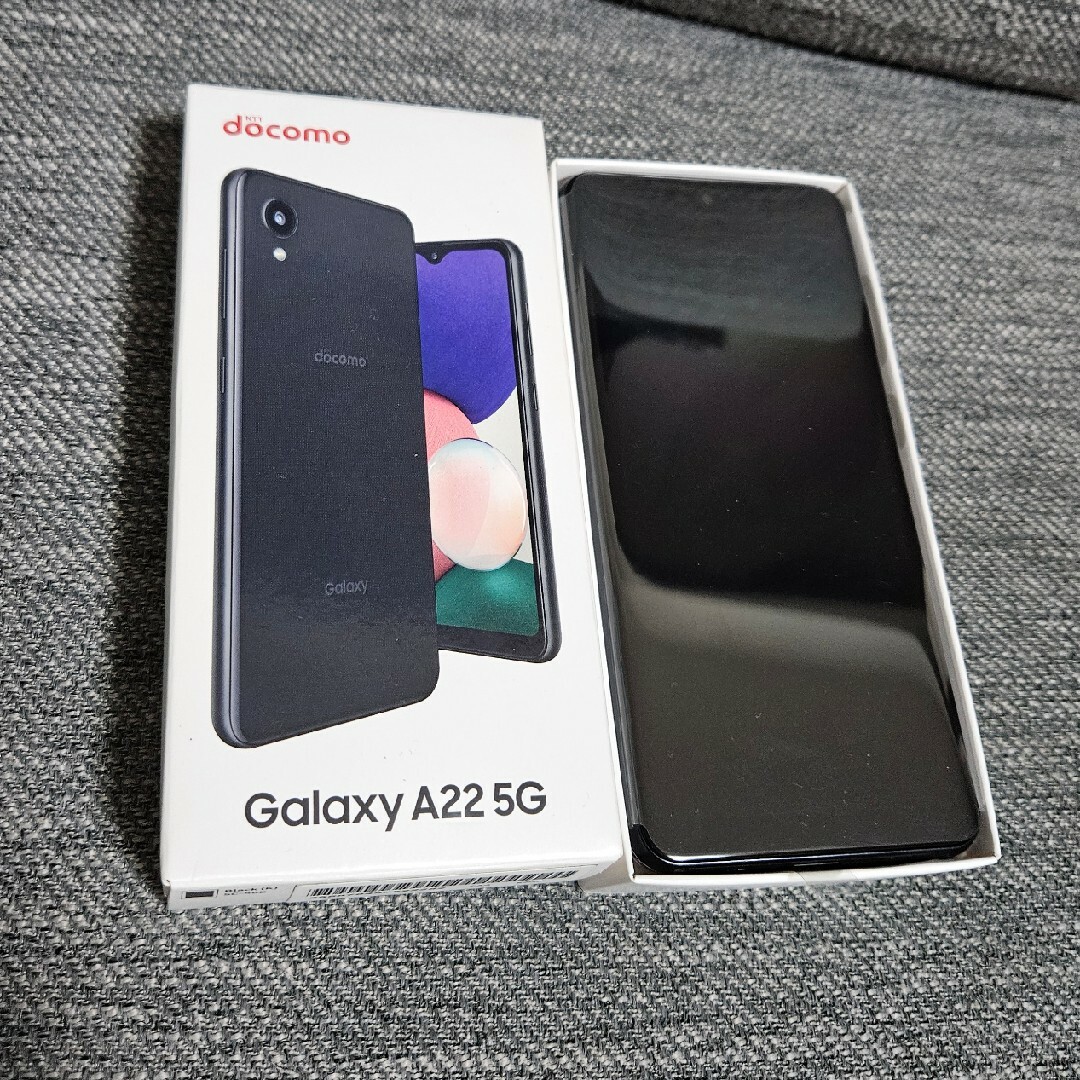 Galaxy(ギャラクシー)のSAMSUNG Galaxy A22 5G SC-56B ブラック スマホ/家電/カメラのスマートフォン/携帯電話(スマートフォン本体)の商品写真