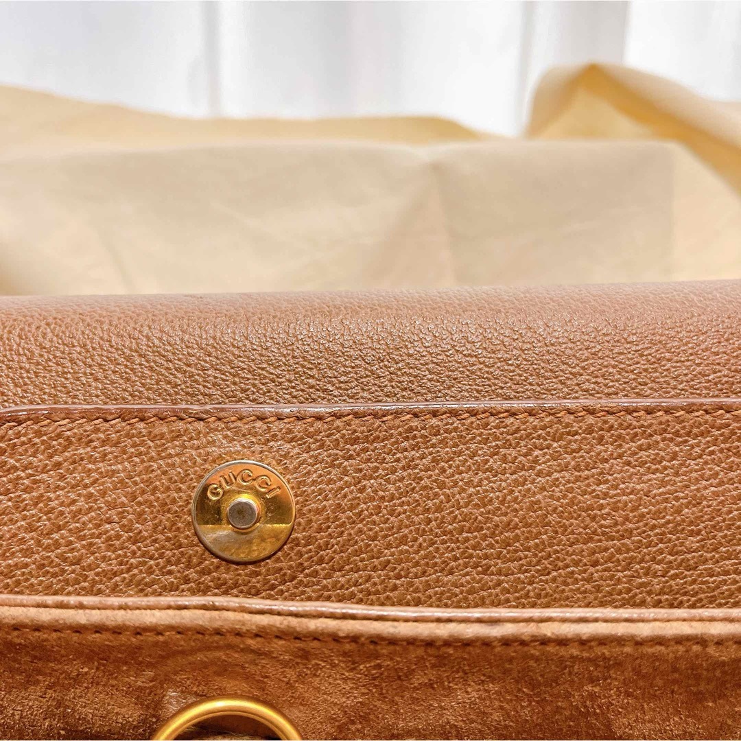 Gucci(グッチ)の【GUCCI】グッチ　オールドグッチスウェードハンドバッグ　バンブー　茶 レディースのバッグ(ハンドバッグ)の商品写真