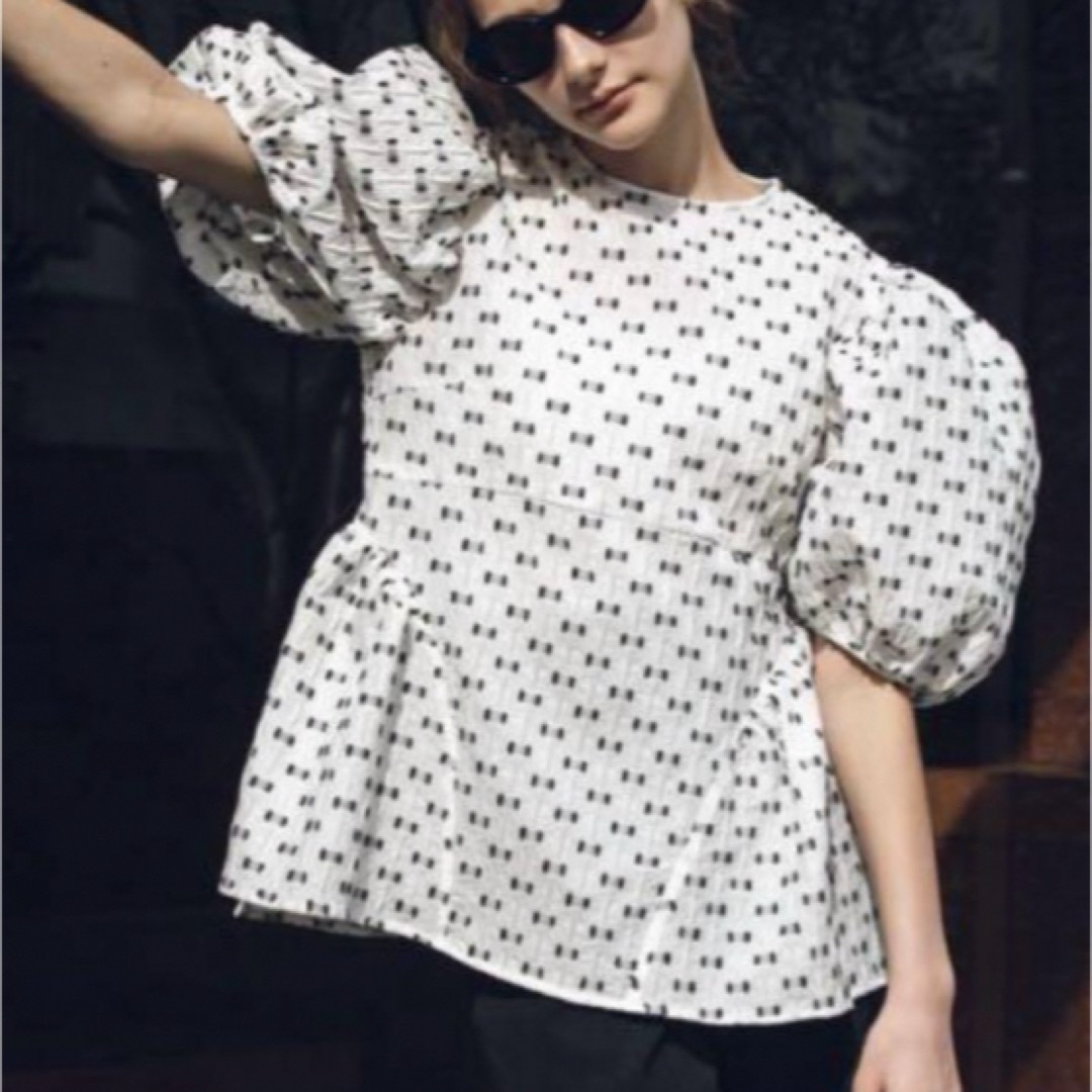 OHGA ANGEL レディースのトップス(シャツ/ブラウス(半袖/袖なし))の商品写真