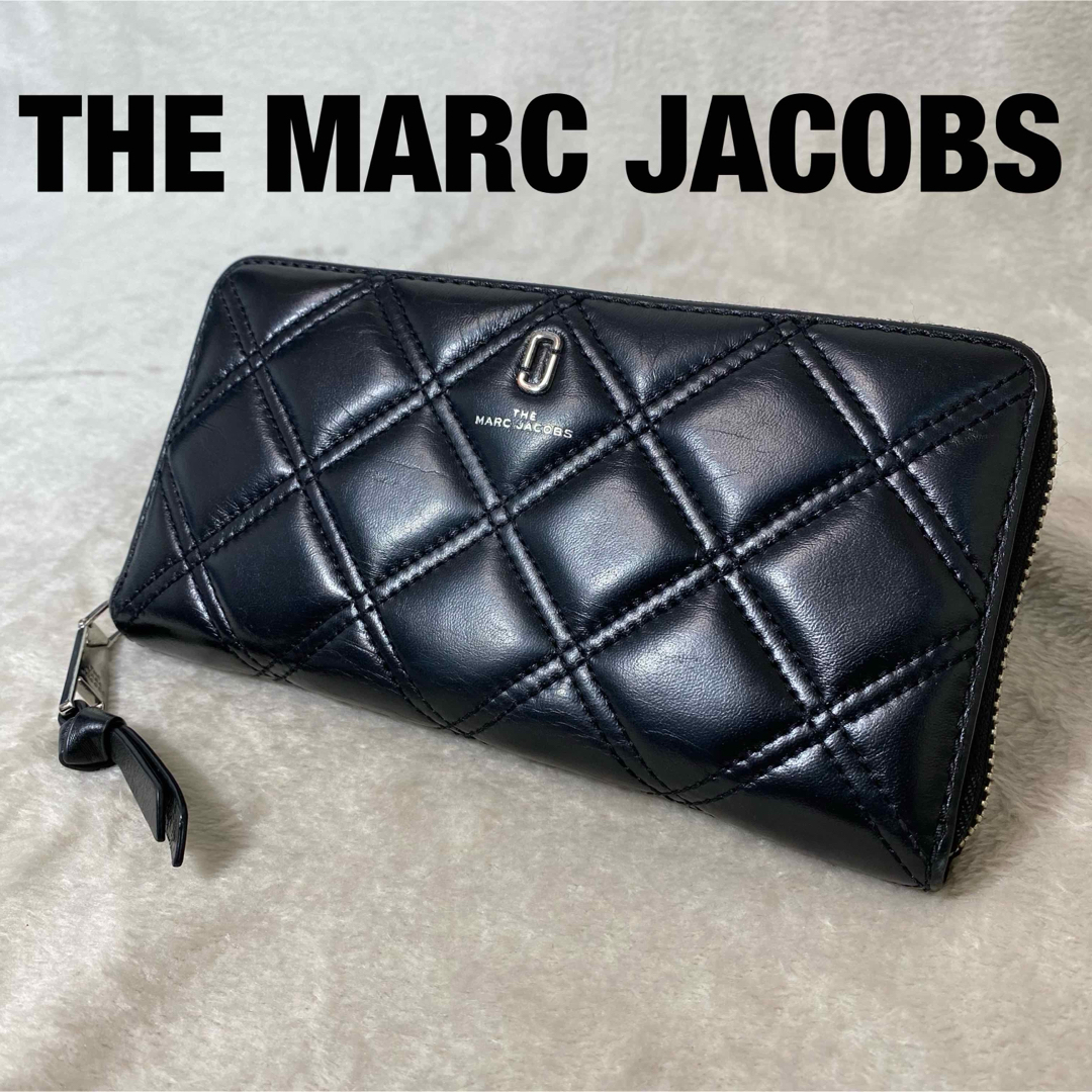 MARC JACOBS(マークジェイコブス)の美品　MARC JACOBS  マークジェイコブス　本革　長財布　ラウンドジップ レディースのファッション小物(財布)の商品写真