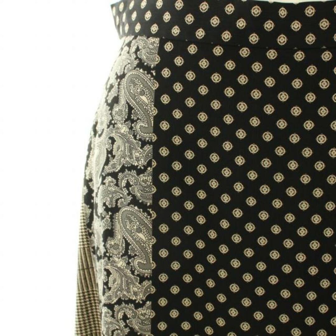 UNITED ARROWS(ユナイテッドアローズ)のユナイテッドアローズ ペイズリープリントスカート マキシ ロング 黒 グレー レディースのスカート(ロングスカート)の商品写真