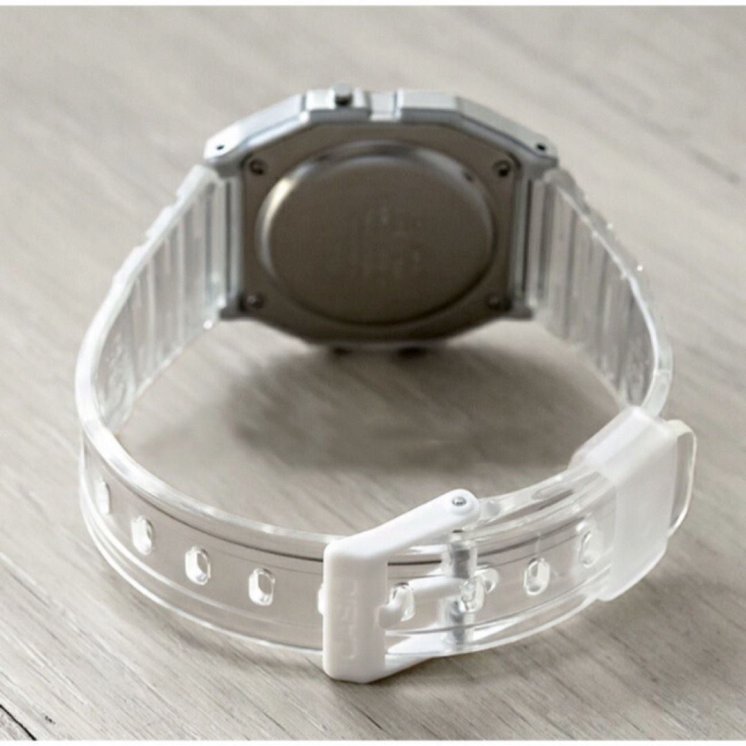 CASIO(カシオ)のCASIO チープカシオ　ホワイト　クリア スケルトン カシオ デジタル 腕時計 レディースのファッション小物(腕時計)の商品写真