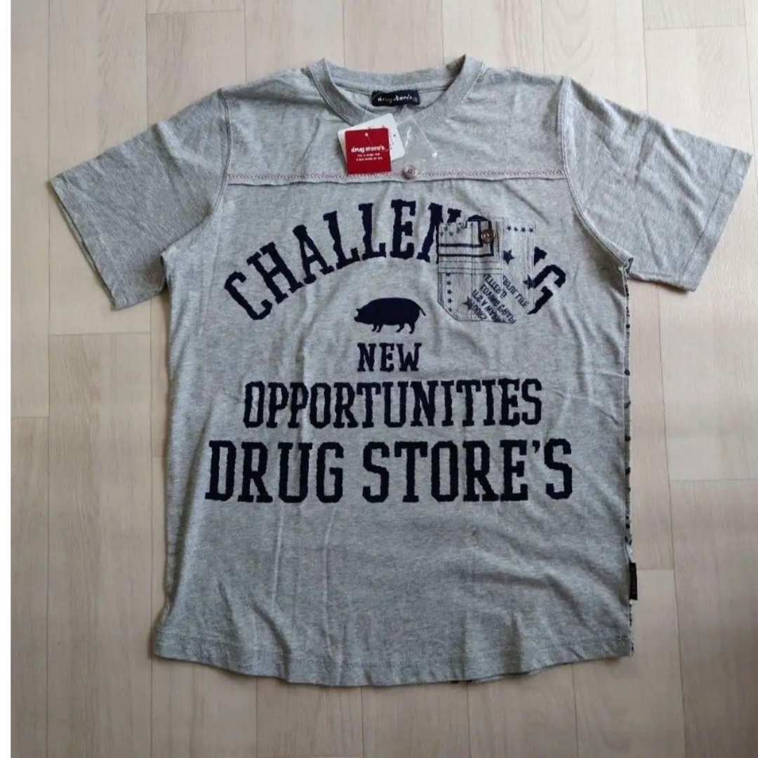 drug store's(ドラッグストアーズ)の新品・タグ付き drug store's バンダナ柄 Tシャツ レディースのトップス(Tシャツ(半袖/袖なし))の商品写真