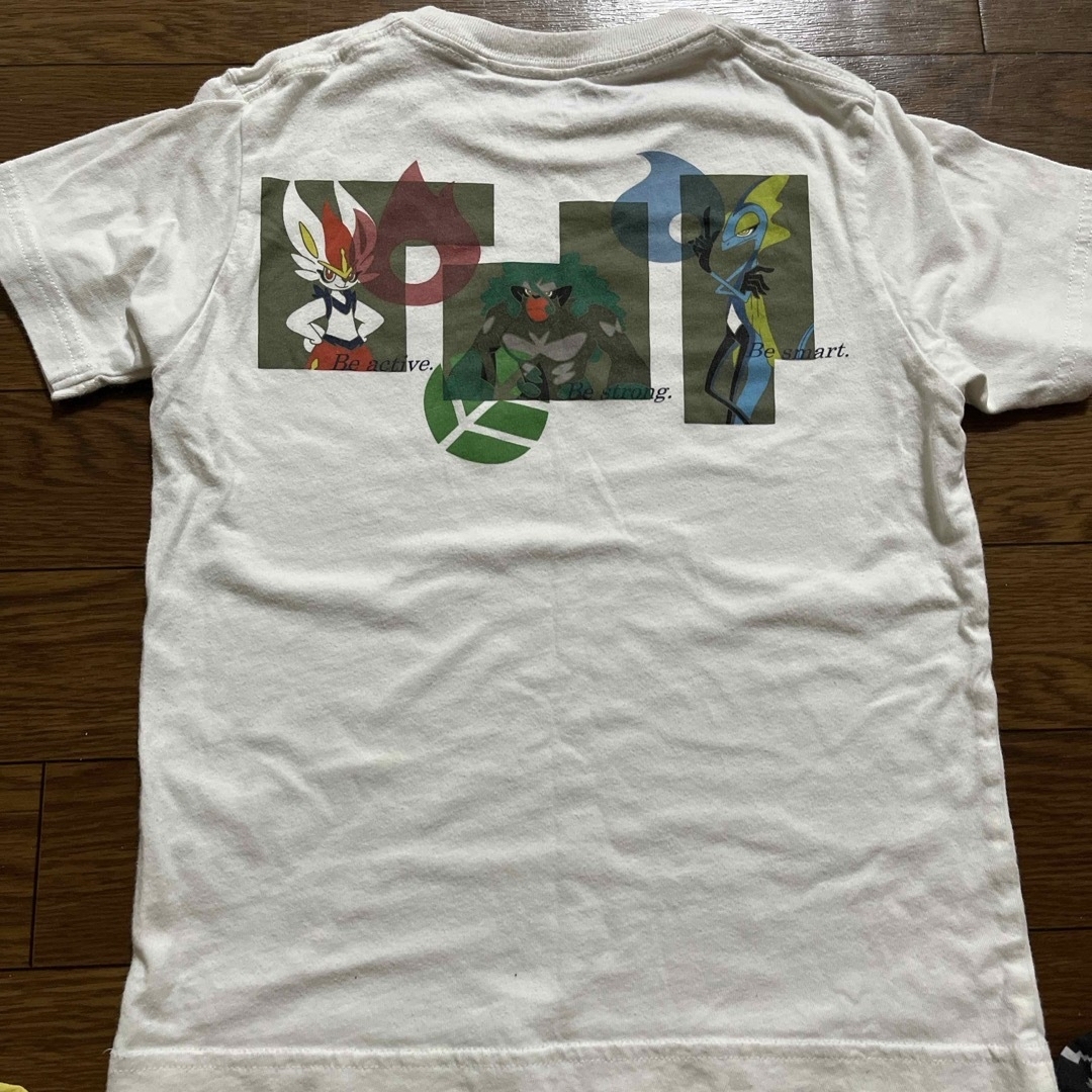 UNIQLO(ユニクロ)のポケモン　Tシャツ　ステテコ　120 キッズ/ベビー/マタニティのキッズ服男の子用(90cm~)(Tシャツ/カットソー)の商品写真