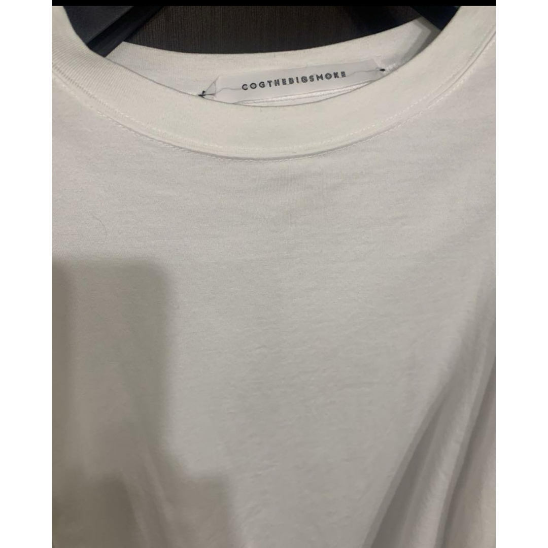 Noble(ノーブル)のコグザビッグスモーク　COGTHEBIGSMOKE MASSIVE TSHORT レディースのトップス(Tシャツ(半袖/袖なし))の商品写真