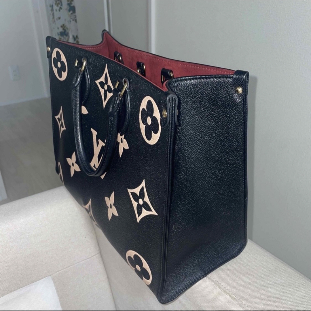 LOUIS VUITTON(ルイヴィトン)のLOUIS VUITTON オンザゴーMM メンズのバッグ(トートバッグ)の商品写真