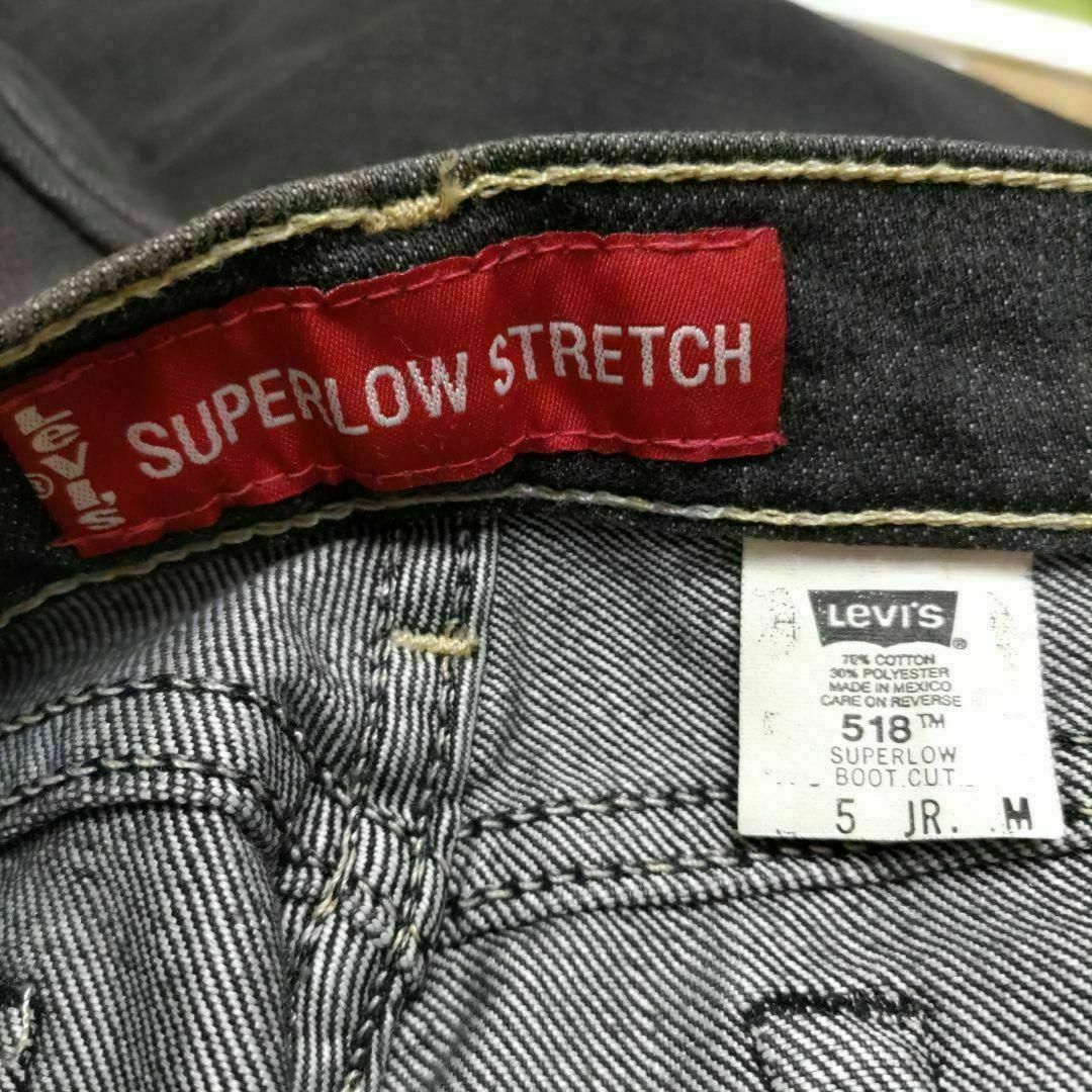 Levi's(リーバイス)のリーバイス スーパーローストレッチ ブーツカット ジーンズ 黒 M 2002年 メンズのパンツ(デニム/ジーンズ)の商品写真