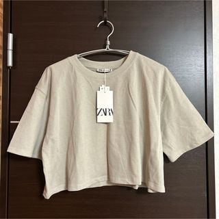 ZARA - お値下げ！ZARA 新品タグ付き　ベージュ半袖　カットソー　ショート丈