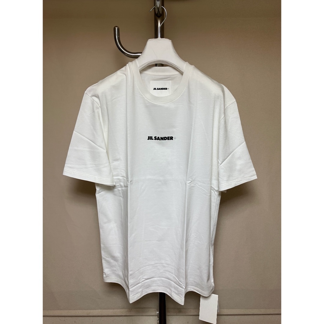 Jil Sander(ジルサンダー)の新品 M JIL SANDER 23aw 胸ロゴTシャツ 白 5892 メンズのトップス(Tシャツ/カットソー(半袖/袖なし))の商品写真