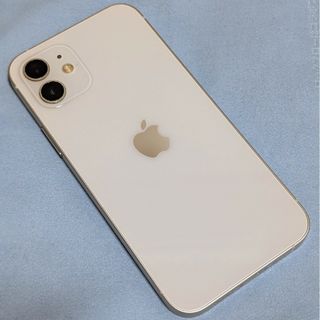 アイフォーン(iPhone)のアップル iPhone12 128GB ホワイト docomo(スマートフォン本体)