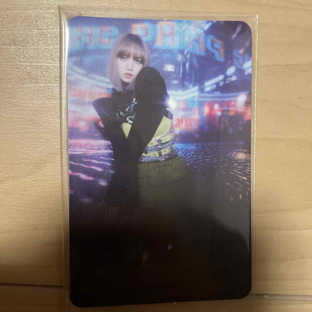 BLACKPINK(ブラックピンク)の公式 トレカ LALISA アルバム LISA blackpink トレカ エンタメ/ホビーのCD(K-POP/アジア)の商品写真