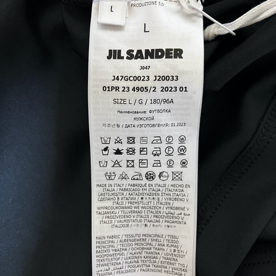 Jil Sander(ジルサンダー)の新品 L JIL SANDER 23ss 胸ロゴTシャツ 黒 5891 メンズのトップス(Tシャツ/カットソー(半袖/袖なし))の商品写真