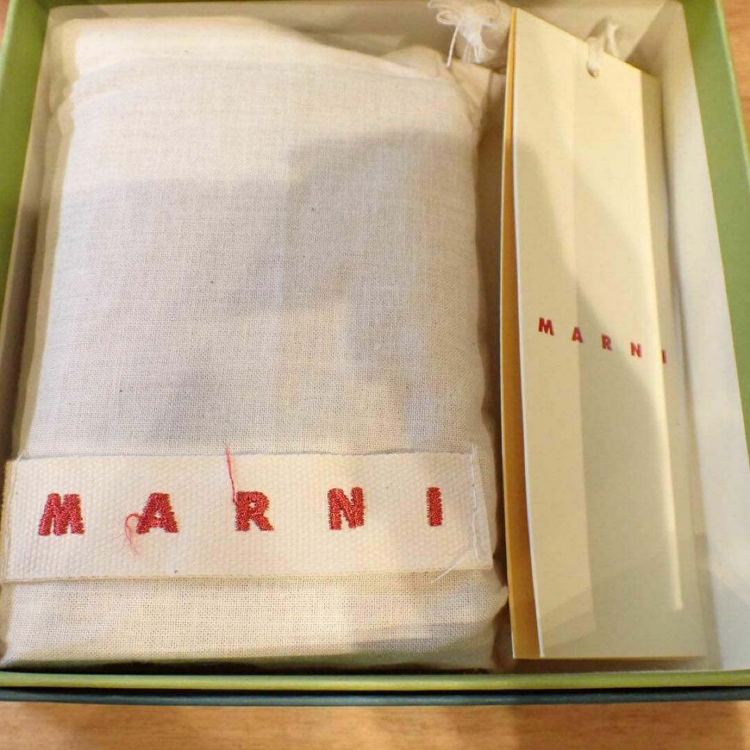 Marni(マルニ)のMARNI 財布　新品　TRUNK TRI COLOR BILLFOLD レディースのファッション小物(財布)の商品写真