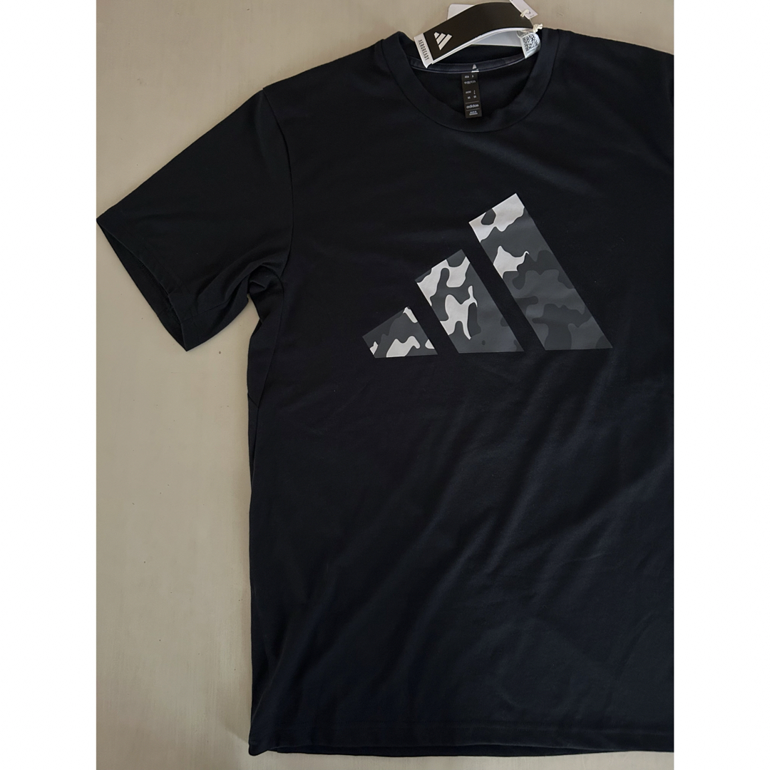 adidas(アディダス)のアディダス adidas メンズS 半袖BRANDLOVE_Tシャツ ブラック メンズのトップス(Tシャツ/カットソー(半袖/袖なし))の商品写真