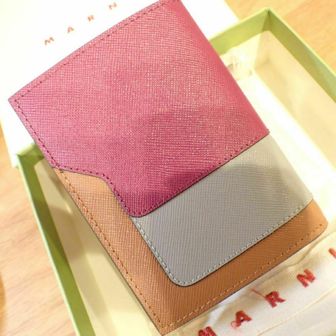 Marni(マルニ)のMARNI 財布　新品　TRUNK TRI COLOR BILLFOLD レディースのファッション小物(財布)の商品写真