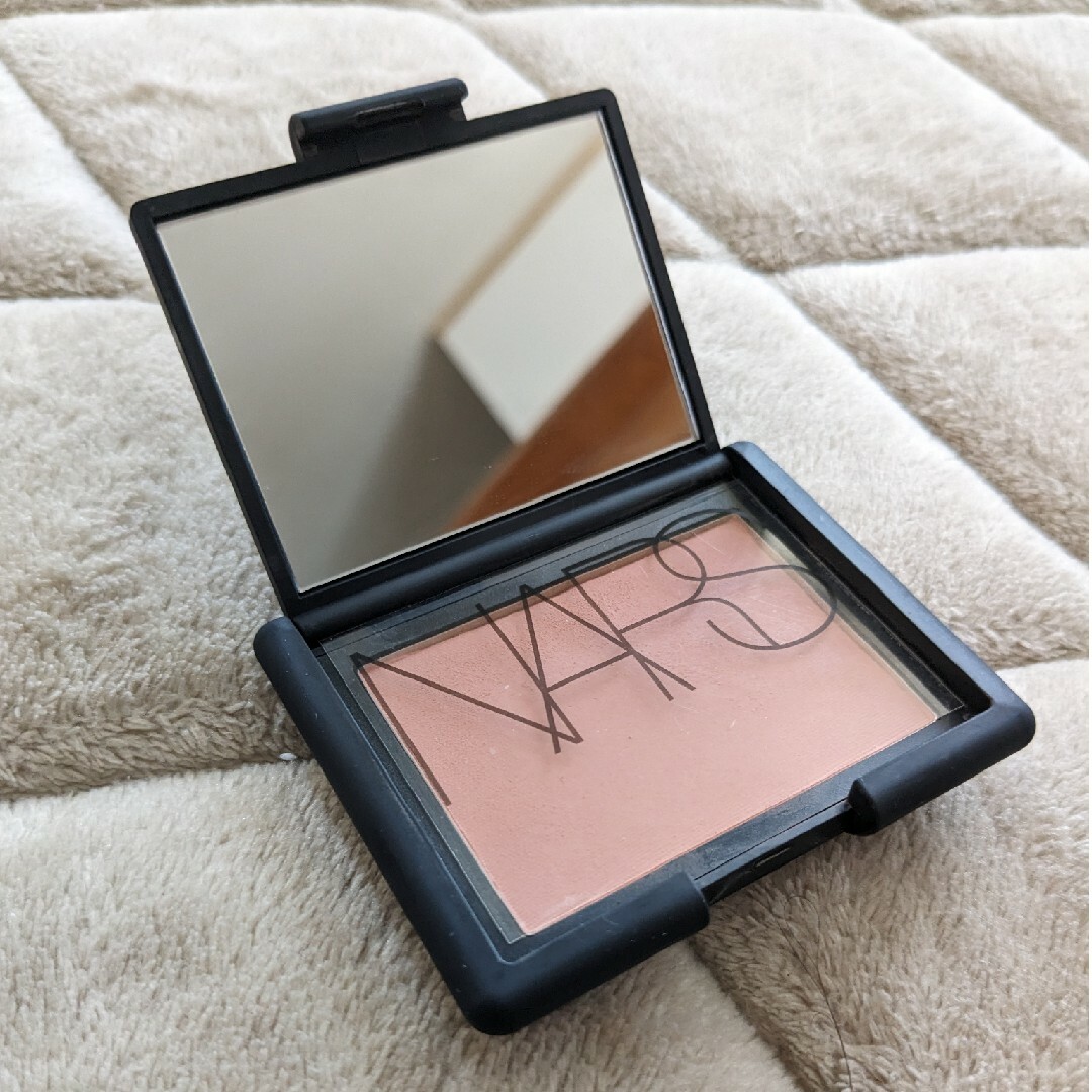 NARS(ナーズ)のNARS ブラッシュ　4007N 美品 コスメ/美容のベースメイク/化粧品(チーク)の商品写真