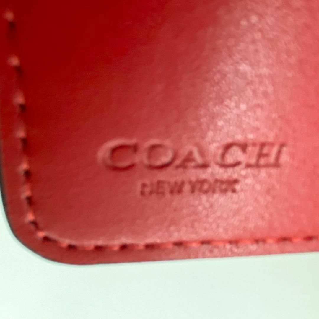 COACH(コーチ)の✨【新品未使用】COACH シグネチャー アップルプリント 二つ折り財布 レディースのファッション小物(財布)の商品写真