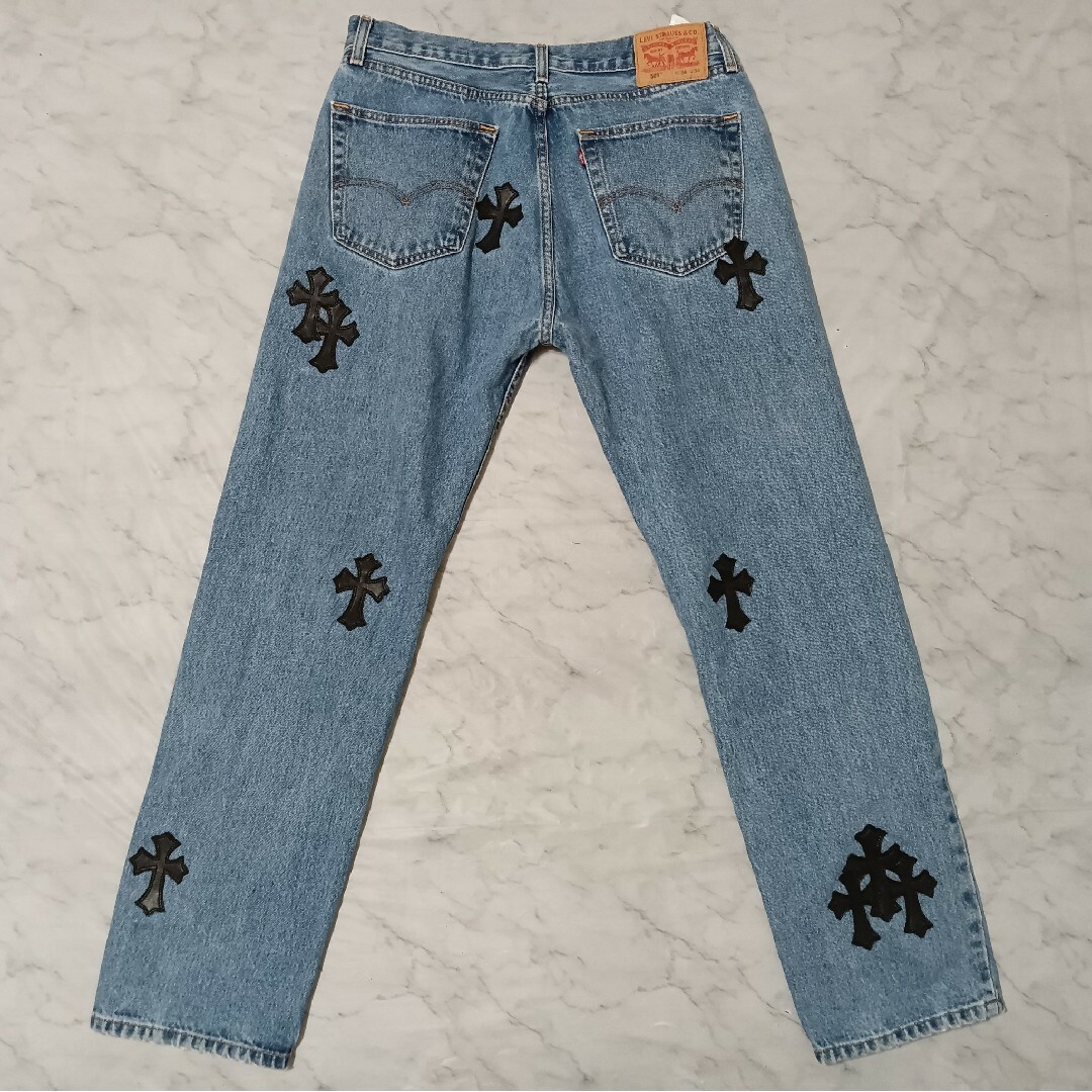 Chrome Hearts(クロムハーツ)のLevi's 505（W36 / 90cm）クロスパッチカスタム メンズのパンツ(デニム/ジーンズ)の商品写真