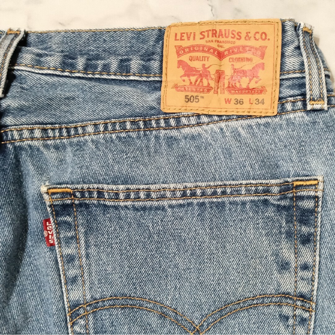 Chrome Hearts(クロムハーツ)のLevi's 505（W36 / 90cm）クロスパッチカスタム メンズのパンツ(デニム/ジーンズ)の商品写真