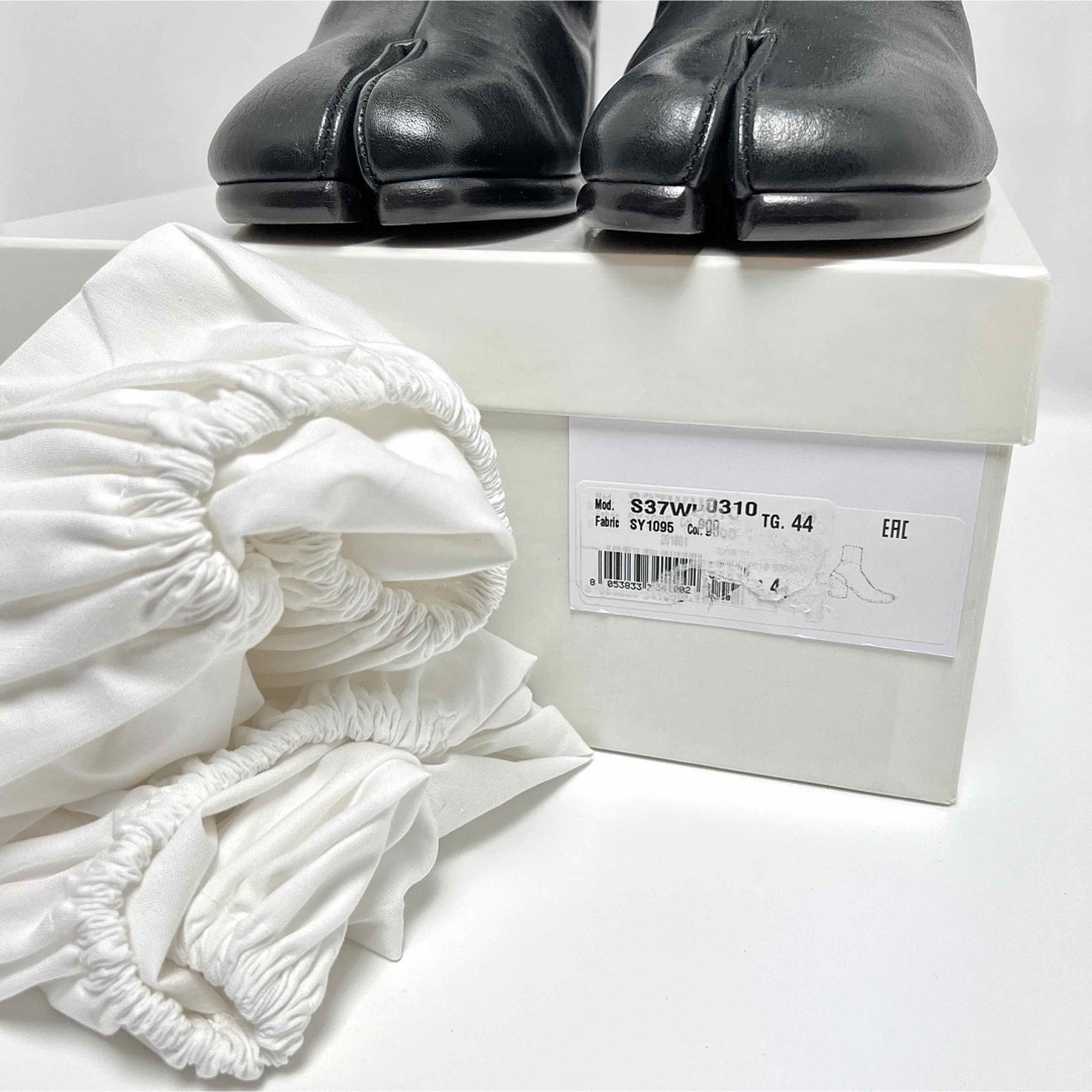 Maison Martin Margiela(マルタンマルジェラ)の44 新品 メゾンマルジェラ Tabi アンクル ブーツ タビ ブラック 足袋 メンズの靴/シューズ(ブーツ)の商品写真