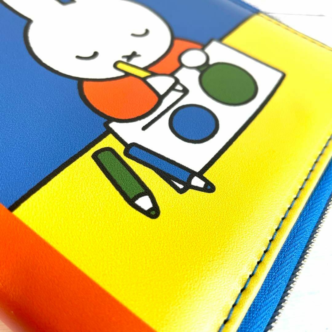 miffy(ミッフィー)のMiffy　ミッフィー 絵本シリーズ マルチケース　巾着袋　セット　北欧カラー レディースのファッション小物(ポーチ)の商品写真