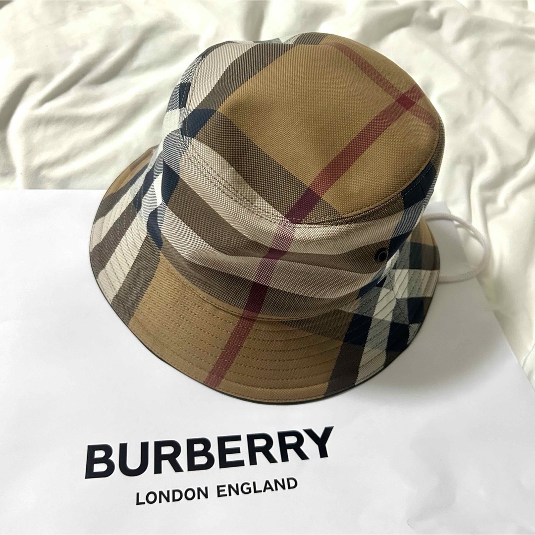 BURBERRY(バーバリー)のBurberry バケハ 帽子　※2024年5月末まで出品 レディースの帽子(キャップ)の商品写真