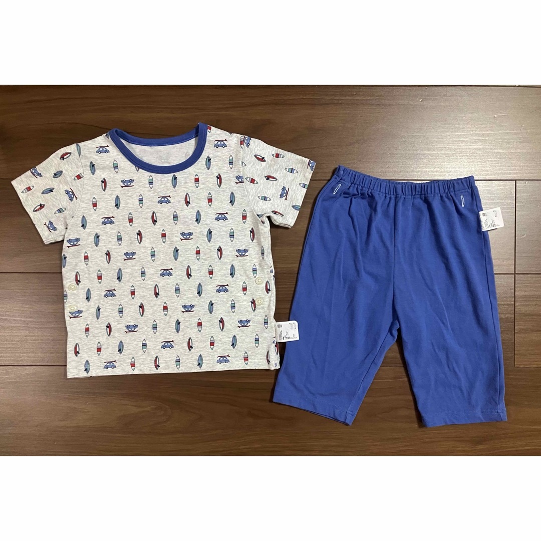 UNIQLO(ユニクロ)のUNIQLOパジャマ　100cm キッズ/ベビー/マタニティのキッズ服男の子用(90cm~)(パジャマ)の商品写真