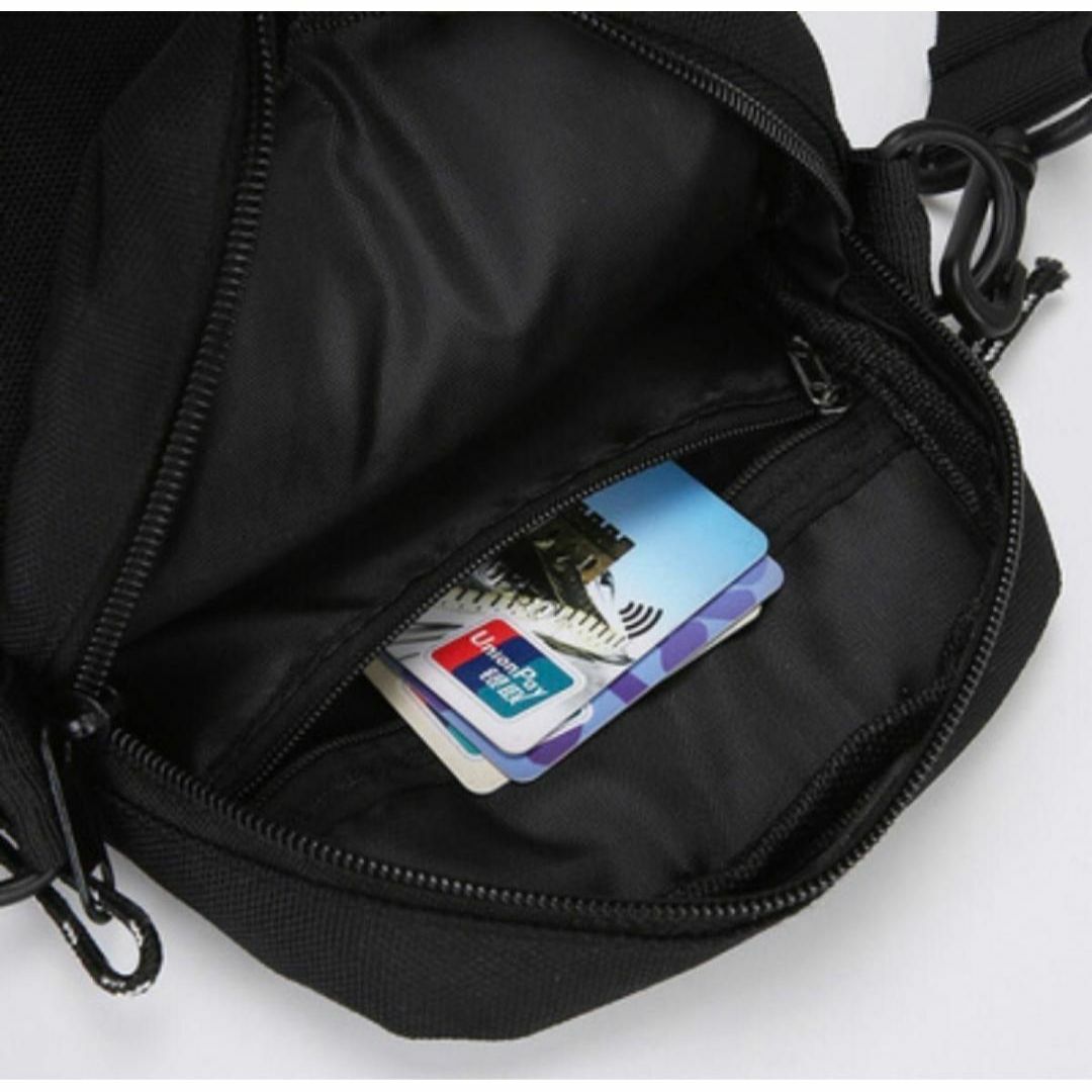 ショルダーバッグ ボディバッグ メンズ 大容量 ブラック 新入荷 撥水 軽量 メンズのバッグ(ショルダーバッグ)の商品写真