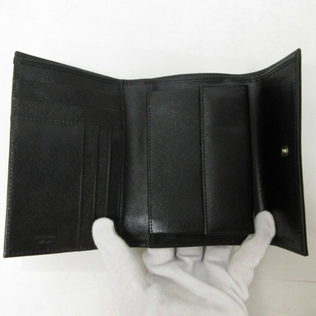 プラダ PRADA タグ付き 三つ折り財布 ロゴ 三角プレート M510 黒 プラダ PRADA タグ付き 三つ折り財布 ロゴ 三角プレート M510 黒