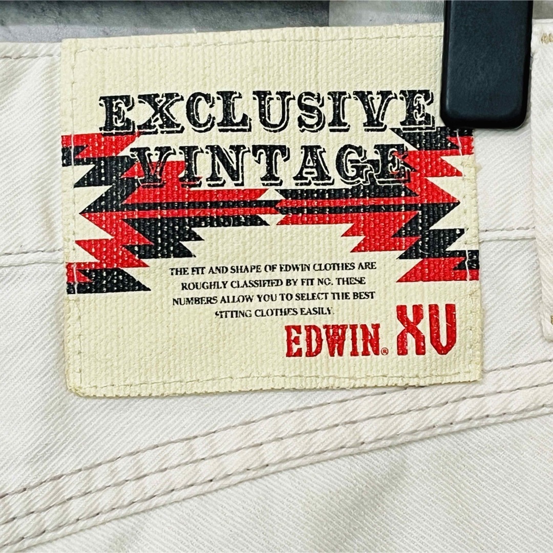 EDWIN(エドウィン)の【美品】EDWIN XU デニムハーフパンツ　28インチ　オフホワイト　刺繍 メンズのパンツ(デニム/ジーンズ)の商品写真