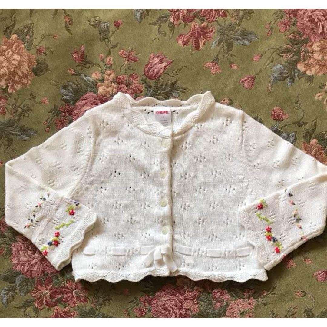 GYMBOREE(ジンボリー)のジンボリー カーディガン 3T 90㎝ キッズ/ベビー/マタニティのキッズ服女の子用(90cm~)(カーディガン)の商品写真