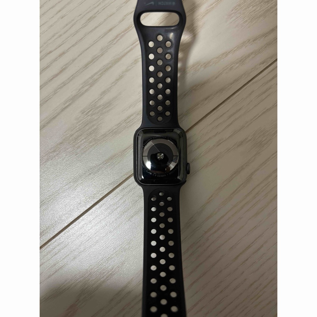 Apple Watch(アップルウォッチ)のApple Watch Series 4 NIKE＋  GPSモデル メンズの時計(腕時計(デジタル))の商品写真