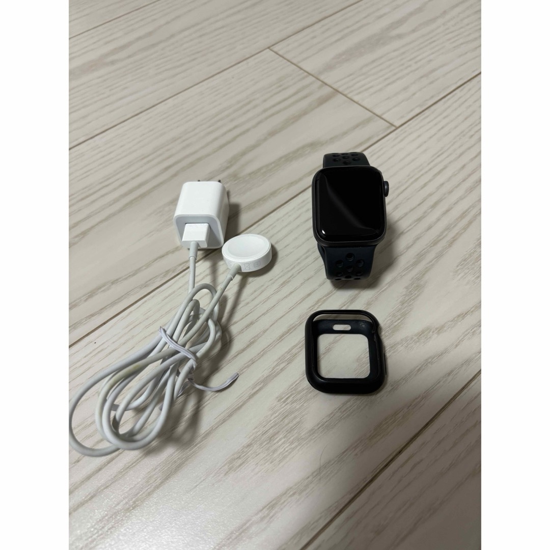 Apple Watch(アップルウォッチ)のApple Watch Series 4 NIKE＋  GPSモデル メンズの時計(腕時計(デジタル))の商品写真