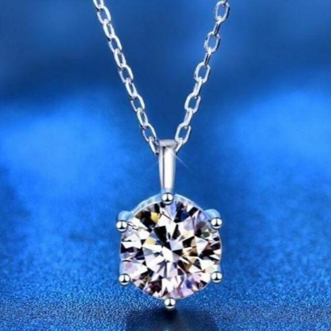 ⁕⁎匿名配送⁎⁕⁎　モアサナイトDカラー　2CT　ネックレス レディースのアクセサリー(ネックレス)の商品写真