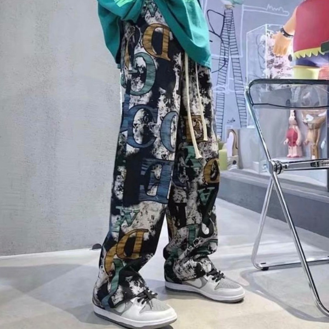 【残りわずか】メンズ　ストリート　ワイドパンツ　ズボン　黒　ブラック　韓国 メンズのパンツ(ワークパンツ/カーゴパンツ)の商品写真