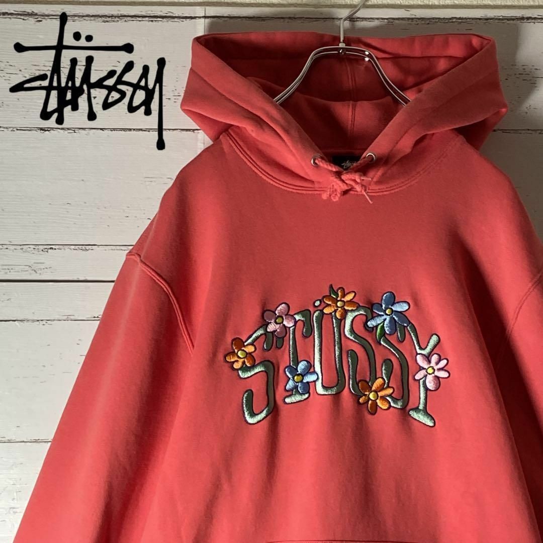 STUSSY(ステューシー)の112 【美品！希少カラー】ステューシー☆ビッグアーチロゴ 花柄刺繍 パーカー メンズのトップス(パーカー)の商品写真